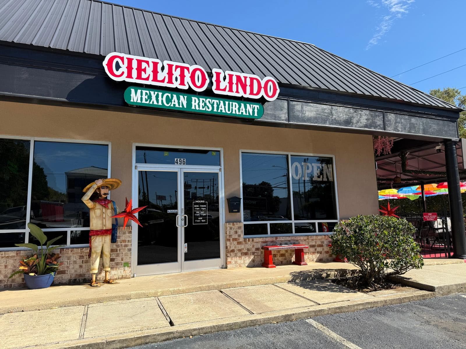 Colorful patio at Cielito Lindo